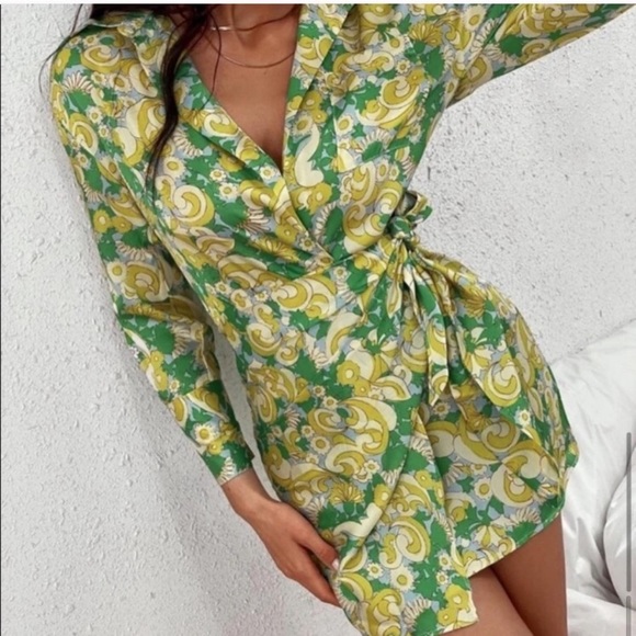 Zara floral print wrap dress - Picture 6 of 12